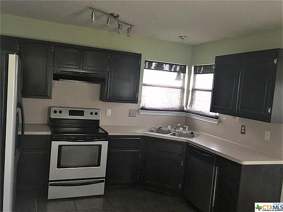 4th image of 213 Wagontrain Cir