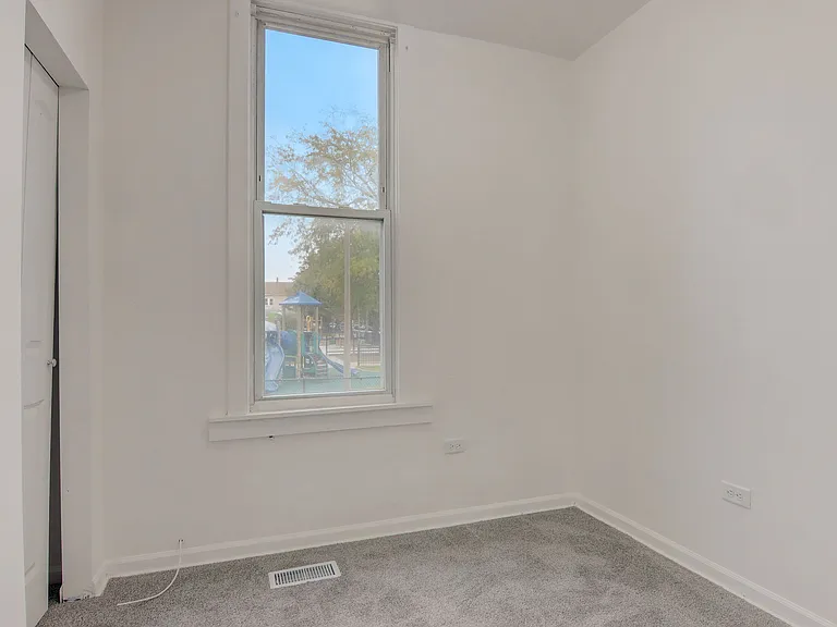 5720 S Princeton Ave #2 — Photo 56