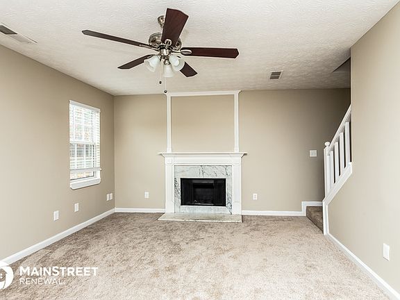 3rd image of 900 Vernon Dr