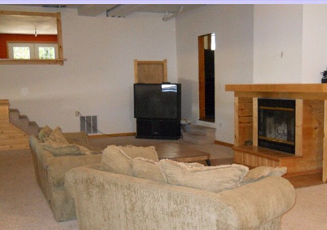 2nd image of 1507 E Beaver Rd