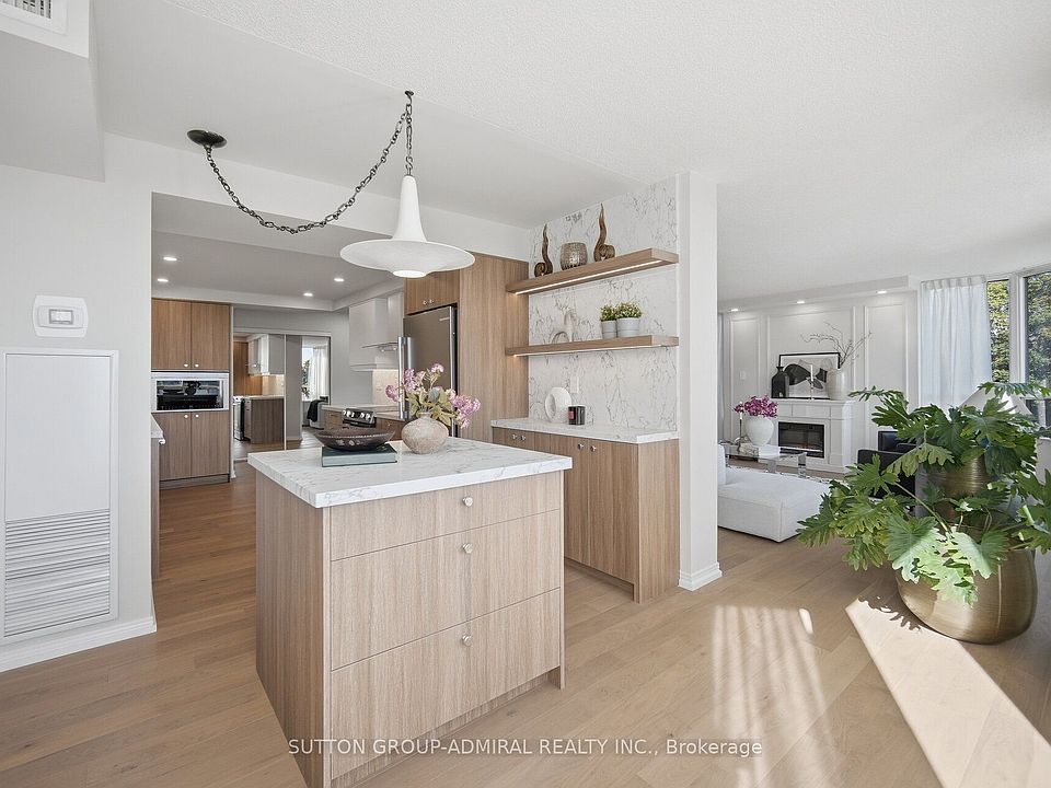 1st image of 1 Aberfoyle Cres #411