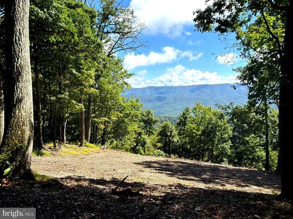 5620 High Knob Rd, Old Fields, WV 26845