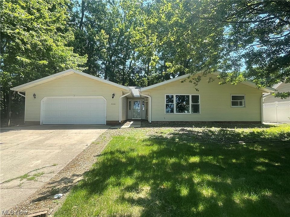 1st image of 35194 Farragut Dr