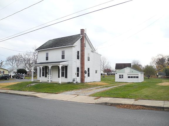 3rd image of 256 Mount Airy Ave