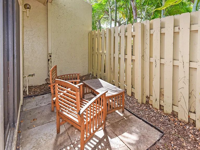 1400 NW 9th Ave #B-8 — Photo 3