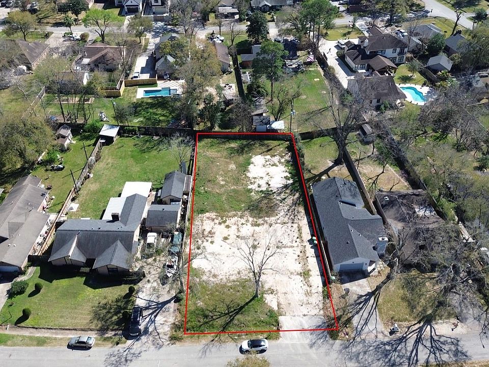 1st image of 9309 Carousel Ln