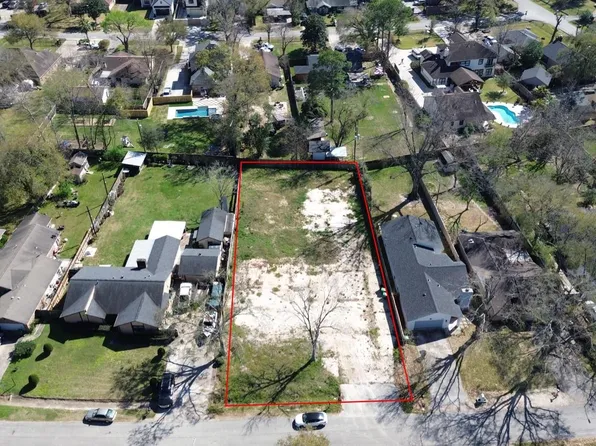 9309 Carousel Ln, Houston, TX 77080