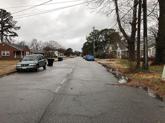 4th image of 3215 Gwin St