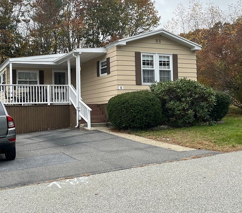 1st image of 11 Sonia Dr
