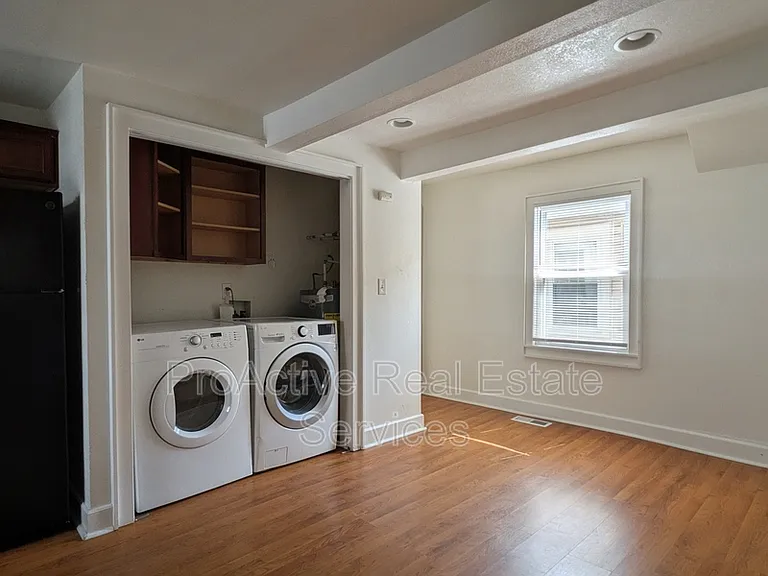 1412 Melrose Pkwy — Photo 3