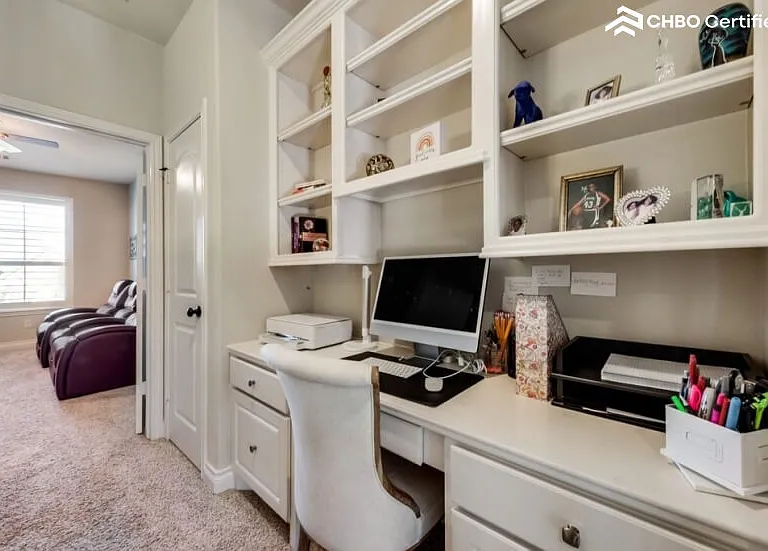 3830 Desert Springs Ln — Photo 24