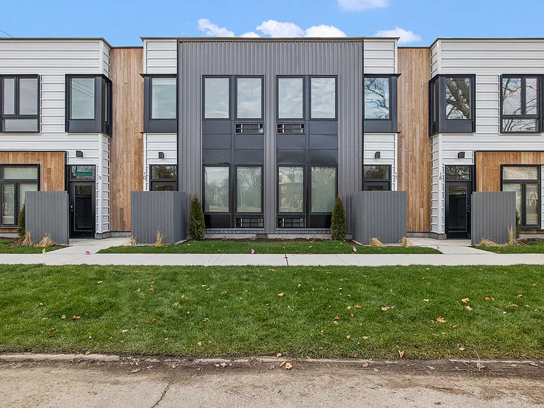 7631 E Lafayette St — Photo 23