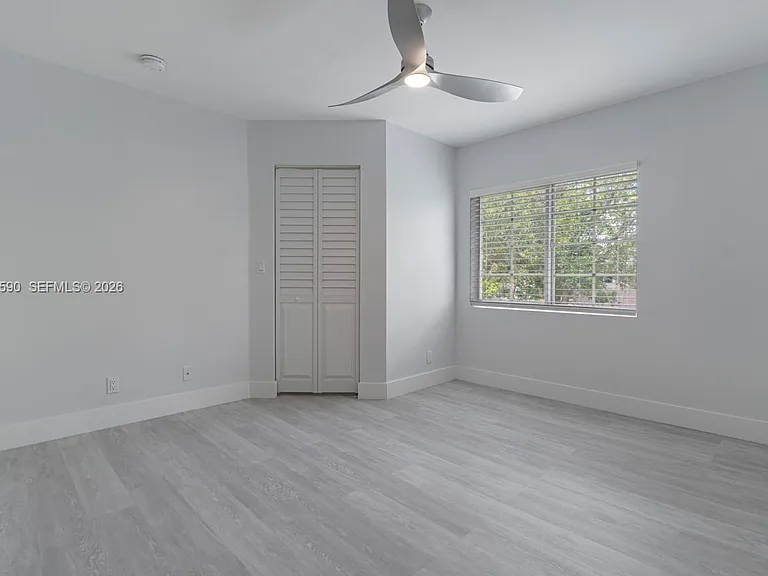 2098 Madeira Dr — Photo 26