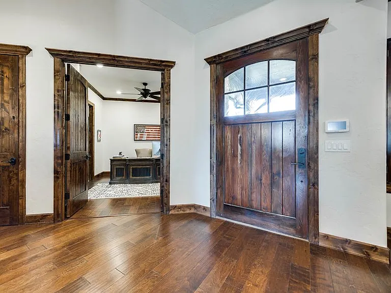 6207 N County Road 1244 — Photo 14
