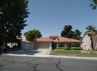 61 Reyburn Dr, Henderson, NV 89074