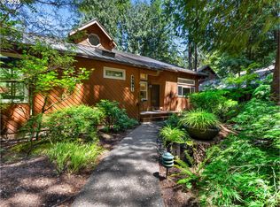 65061 E Mountain Meadow Ln, Rhododendron, OR 97049