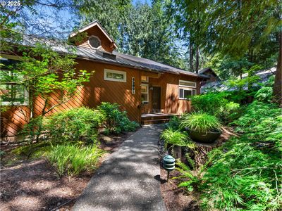 65061 E Mountain Meadow Ln, Rhododendron, OR, 97049