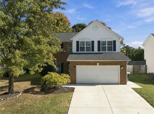 15 Pilot Ridge Ct, Greensboro, NC 27407