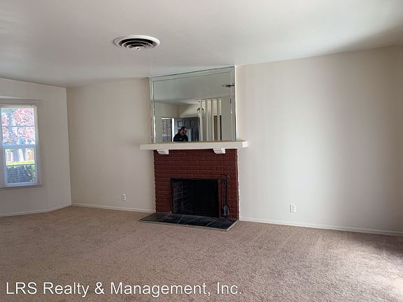 5th image of 7701 Beeman Ave