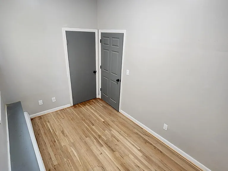 110 Branch St #1 — Photo 2