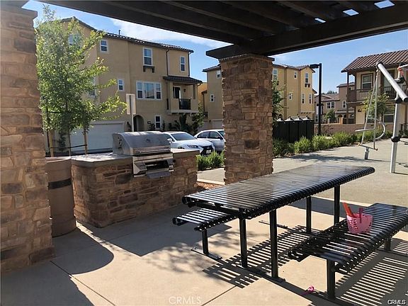 2nd image of 2029 Tracy Ln