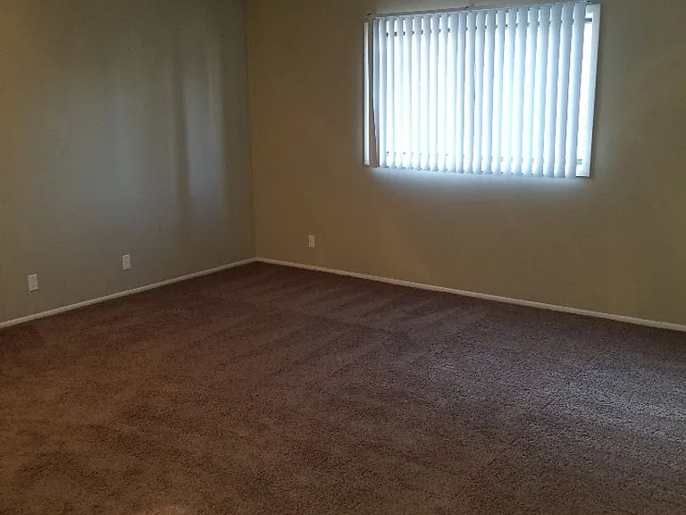Superior Place Apartments — Photo 13