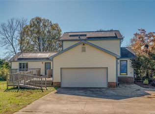 118 Sand Clay Rd, Chesnee, SC 29323