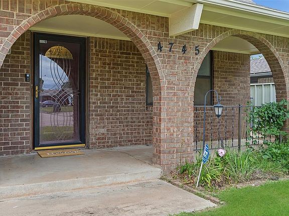 2nd image of 4745 Del Porte Dr