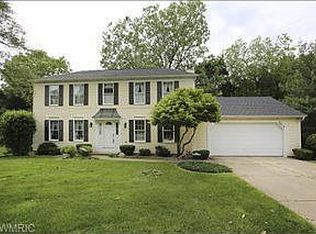 3013 Applelane Ave, Kalamazoo, MI 49008