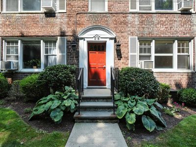 14 Soundview Avenue #8, White Plains, NY, 10606