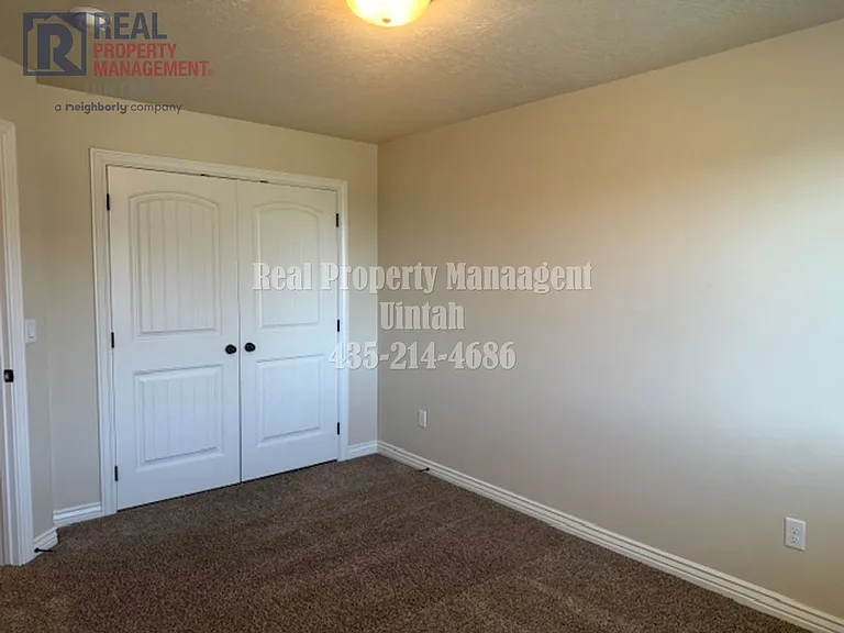 428 E Gray Fox Ln — Photo 13
