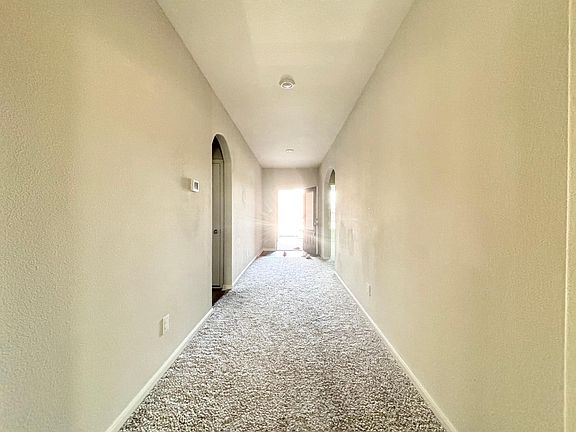 5th image of 2105 Penaflor Dr