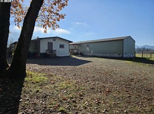 623 Shoestring Rd, Riddle, OR 97469