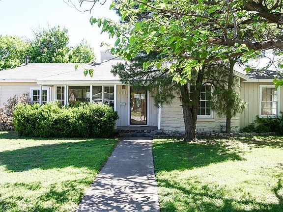 2nd image of 1341 Glenwood Dr