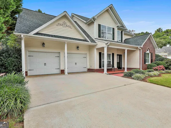 30 Oak Shores Dr, Newnan, GA 30265