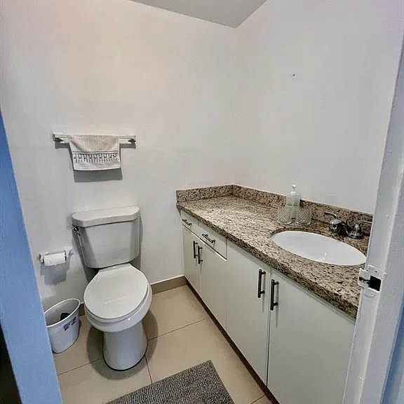 17570 Atlantic Blvd #416 — Photo 21