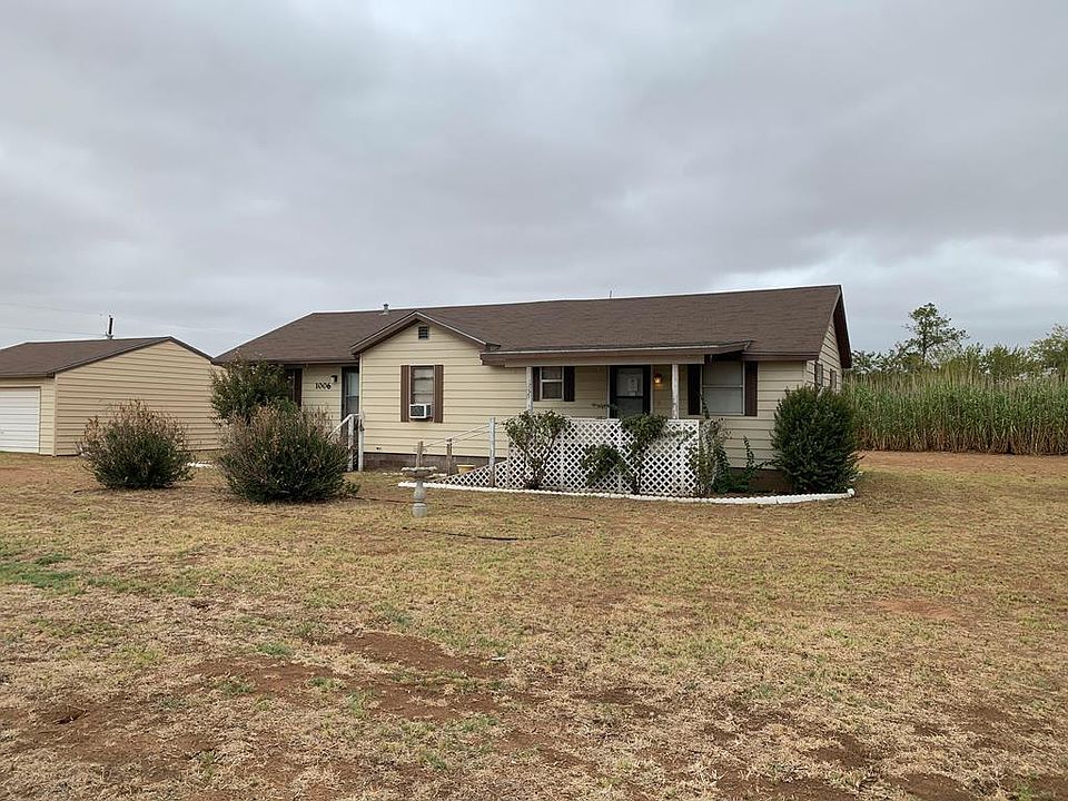 1st image of 1006 W County Road 138