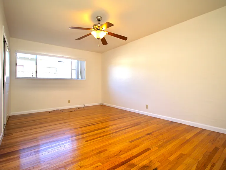 205 Smalley Ave #4 — Photo 14