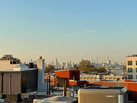 Rented by Pear NYC LLC | media 25