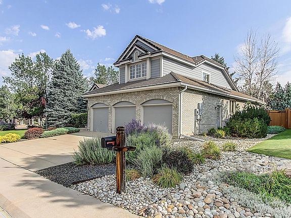 3rd image of 16417 E Crestline Pl
