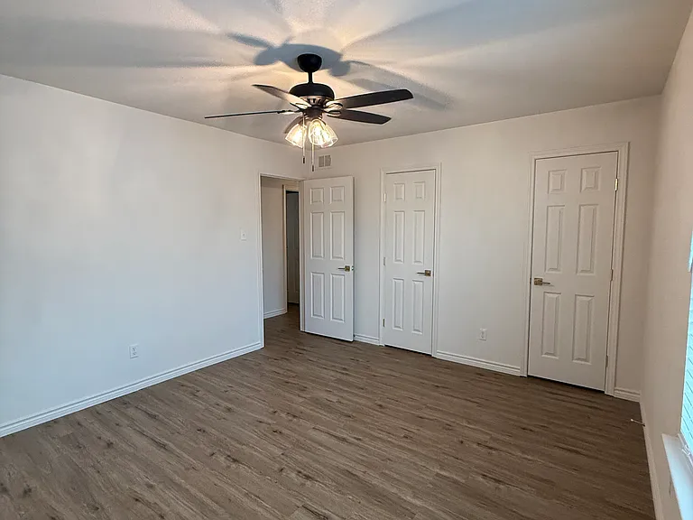 1505 W Pearl St #11 — Photo 11