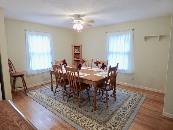 4th image of 1442 Eagle View Dr NE