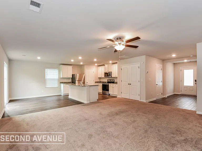 332 Sundew Rd — Photo 4