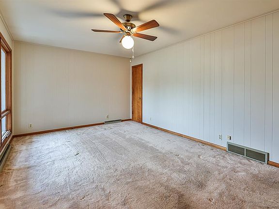 4th image of 4562 Cavalier Ct
