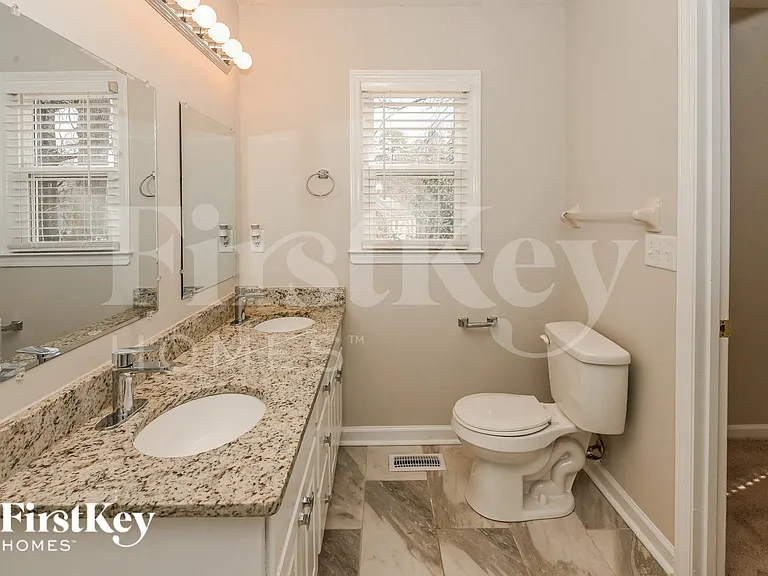 6831 Van De Rohe Dr — Photo 9