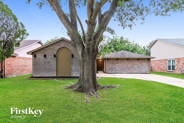1st image of 15739 Tammany Ln