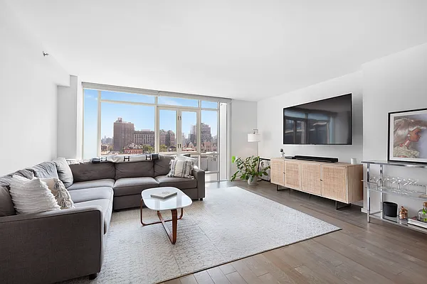 Rented by Compass | media 1
