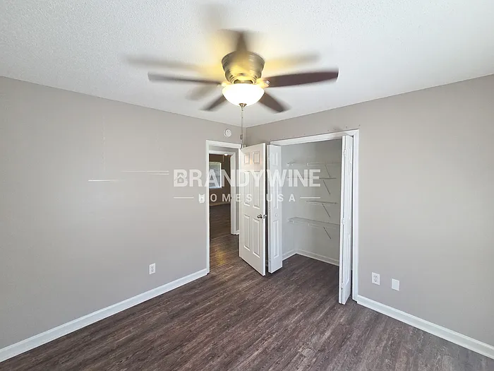 113 Eva Dr — Photo 16