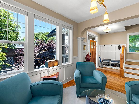 5th image of 1608 SE 20th Ave