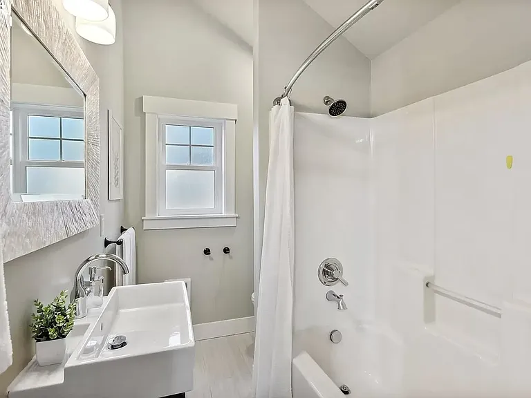 6239 N Curtis Ave — Photo 13